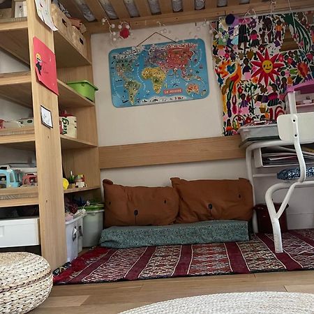 Bright Atypical Duplex In Menilmontant Apartment Париж Екстериор снимка